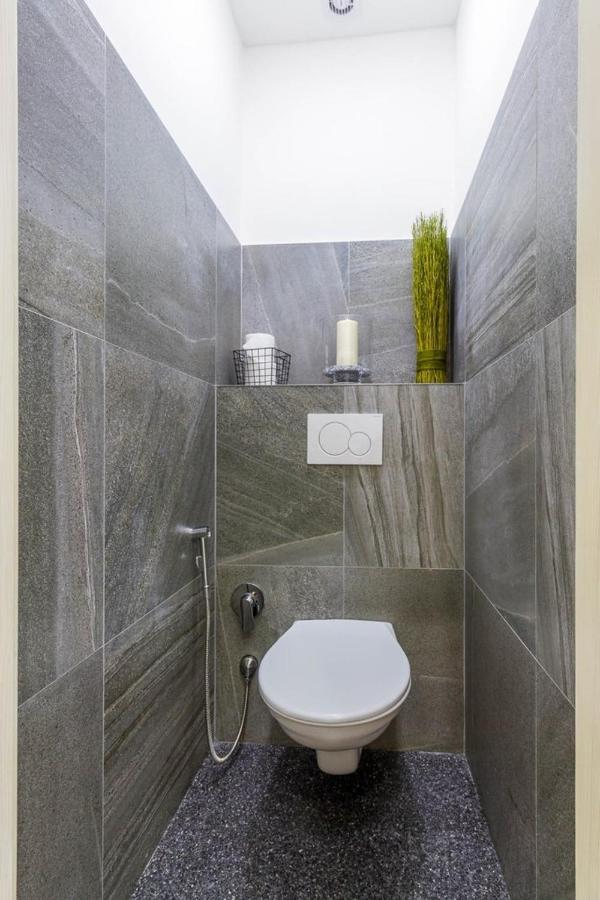 Stylish Apartment 5 Minutes Walk From City Center Prag Eksteriør billede