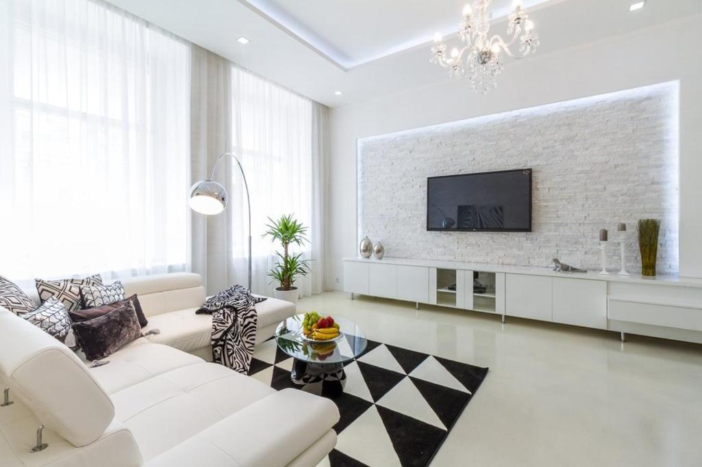Stylish Apartment 5 Minutes Walk From City Center Prag Eksteriør billede