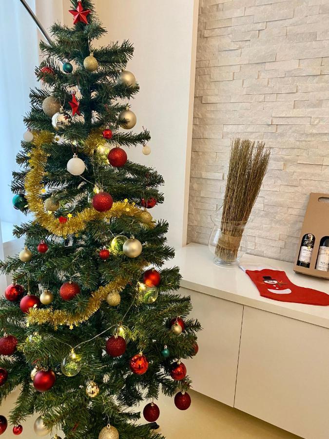 Stylish Apartment 5 Minutes Walk From City Center Prag Eksteriør billede